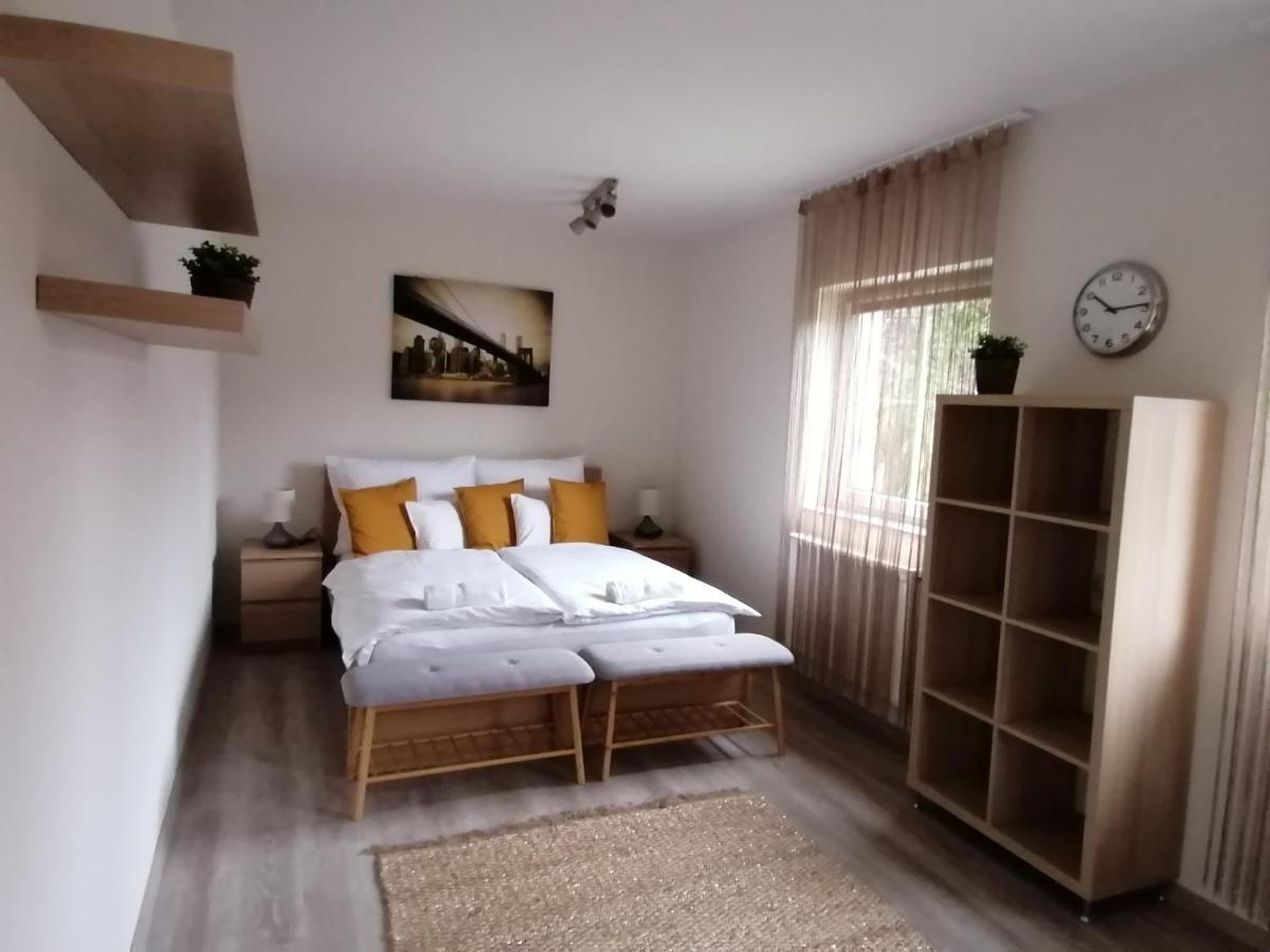Ovar Apartman Mosonmagyarovar Exterior photo